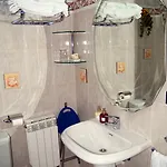 Araba Guest house